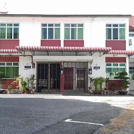 Megastar Inn Vacation Stay Kangar Exterior photo